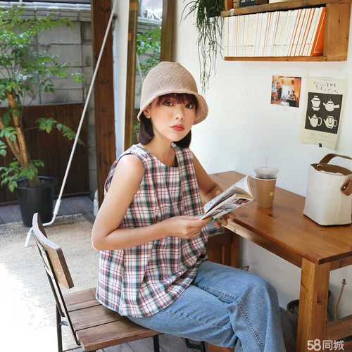 中山市依力高制衣服飾